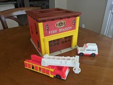 Vintage Fisher Price Play Family Fire Station With Fire Truck And Ambulance