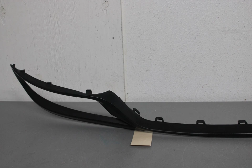 2015 2022 CHRYSLER 300 FRONT BUMPER TRIM MOLDING Foto 2 de 4