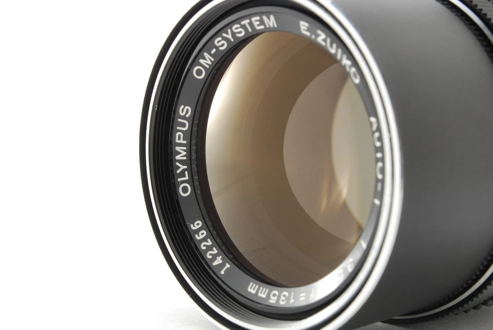 [COMO NUEVO En Caja con Estuche] Lente Olympus OM-SYSTEM E Zuiko Auto-T 135mm f3.5 de JAPÓN Foto 3 de 4