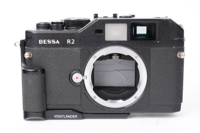 Voigtlander Bessa R2 #00004611 Rangefinder Camera with Side Grip