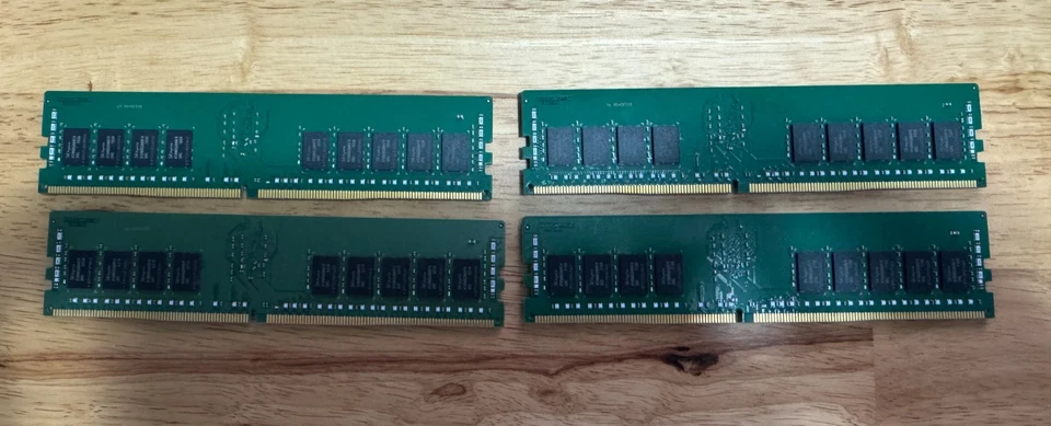 Lote de 4 SK Hynix HMA82GR7AFR8N-UH 16GB DDR4 PC4-2400T ECC Servidor RAM Foto 2 de 2