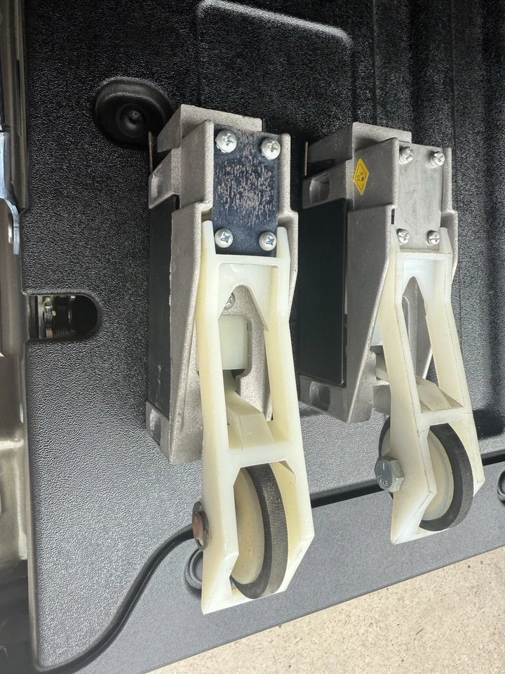 Interruptores de límite de ascensor usados Thyssenkrupp Foto 4 de 4