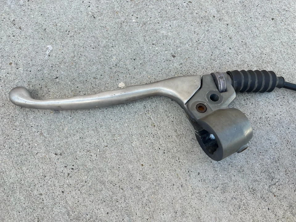 1984 Moto Guzzi V65C alavanca de freio dianteiro mão com cabo - Imagem 4 de 4