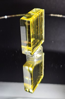 Manhattan Project Shield Viewing Mini Window Glass Piece of History RARE