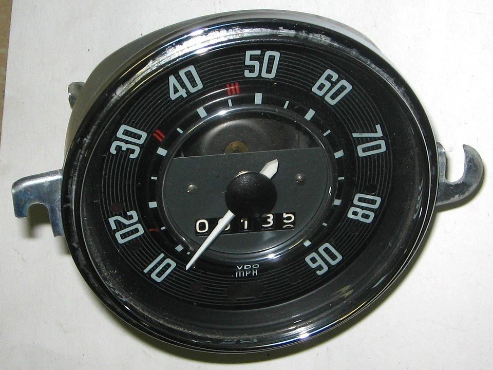 1968 Volkswagen Beetle VDO velocímetro 5.68 sem medidor de gás 113957023C VW reconstruído? - Imagem 4 de 4
