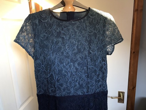 Beautiful Next Lace Dress Size 10 - Picture 2 of 5