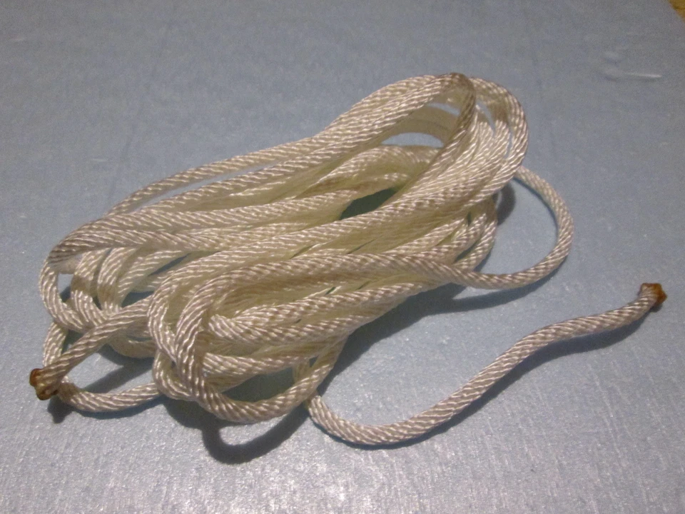 20' feet x 1/4" #8 (6.35mm) Heavy Duty Nylon Solid Braid Recoil Starter Rope  - Image 4 of 4