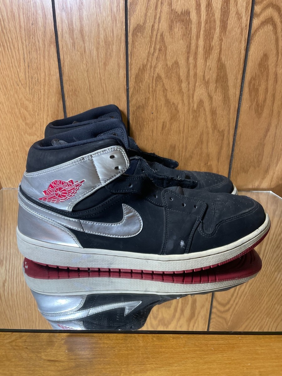 Nike Air Jordan 1 Mid Johnny Kilroy - 554724-057 - Size 9.5 Nike Air Jordan 1 Mid Johnny Kilroy - 554724-057 - Size 9.5  main image 2