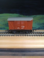 Hornby OO Gauge Ventilated Van (S10)