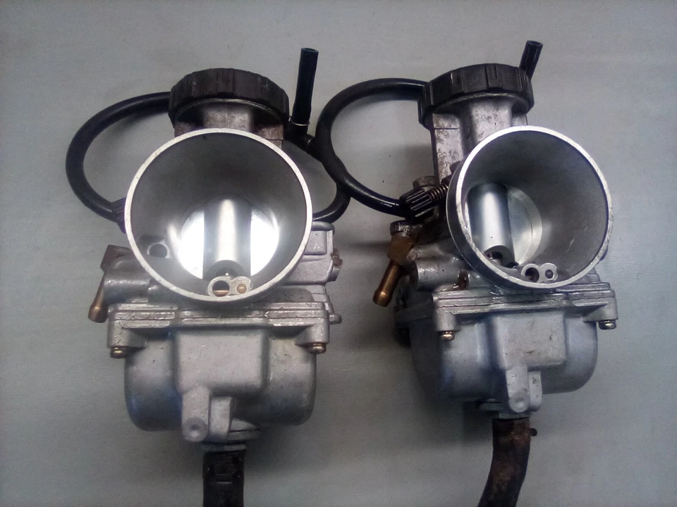 Polaris Indy XC 600 1998 OEM Keihin PWK 39 carburadores 39 mm carbohidratos Foto 4 de 4