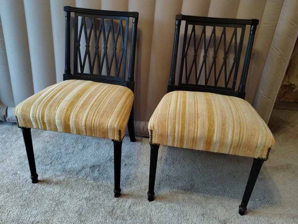 2 sillas antiguas Sheraton de caoba con respaldo de celosía de principios de 1900 de colección Foto 3 de 4