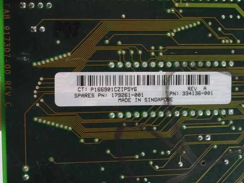 Compaq 179261-001 Ultra Wide SCSI PCI Controller - AHA-2940/Compaq - Image 4 of 4