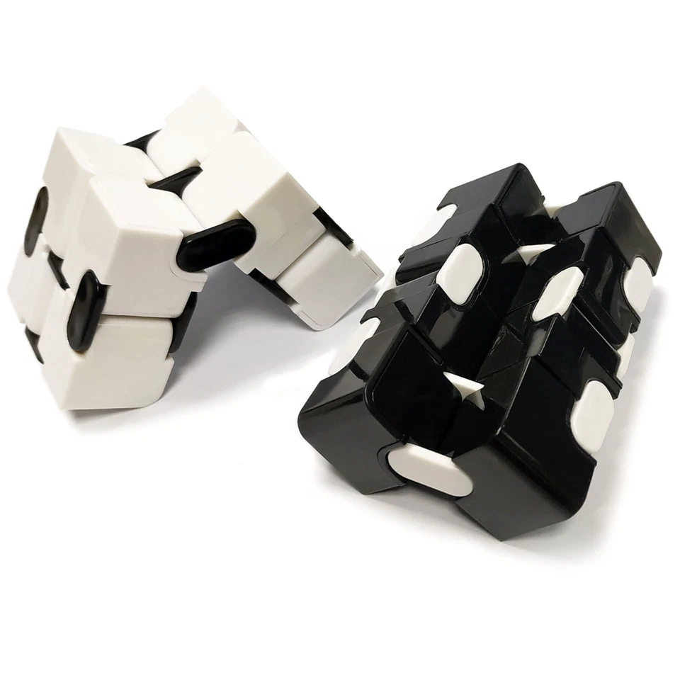 Infinity Cube Fidget Toy Magic cubo per abbattere lo stress - colore e quanti... - Immagine 2 di 4