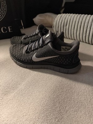 Nike RUNNING Shoes FREE 3.0 V4 Schwarz- Grau  Größe 40 Unisex Sneaker