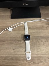 Apple Watch SE 3 40mm GPS  Cellular   AT T   Fully Tested
