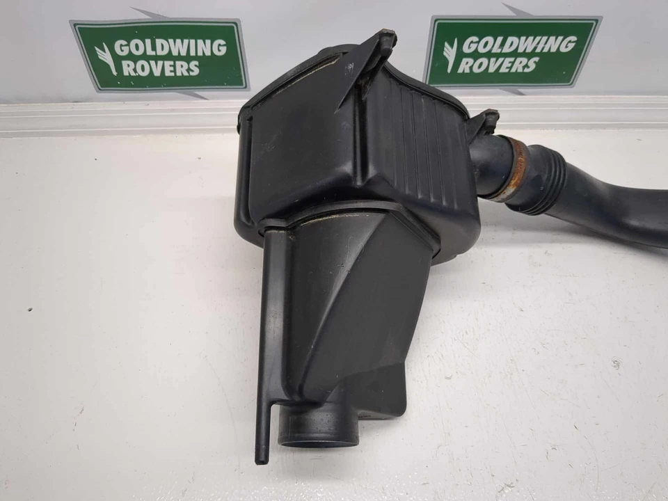 Очиститель воздуха 99 00 01 02 03 04 05 06 07 08 09 Saab SAAB 9-5 с впускной трубкой - Изображение 3 из 4