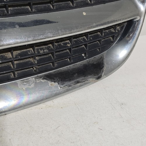 96-00 Chrysler Sebring convertible grille w/ emblem MISSING SOME CLEAR COAT OEM - Bild 3 von 13