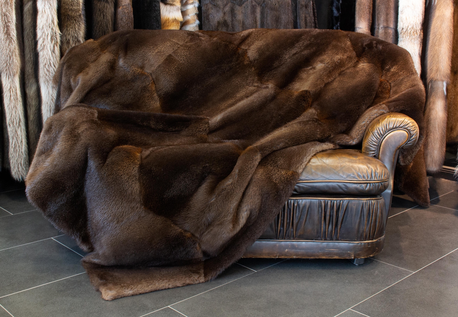 3222 Large Canadian Beaver Real Fur Blanket XXL Pelt Throw Genuine Furs Cover eBay