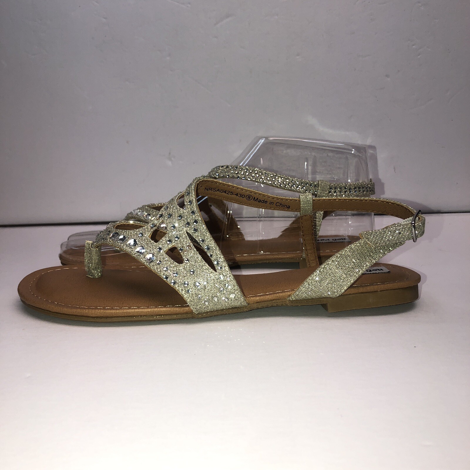 New Not Rated Womens Bestie Beige Rhinestone Buckle Sandals Sz-8 Slingback Flats