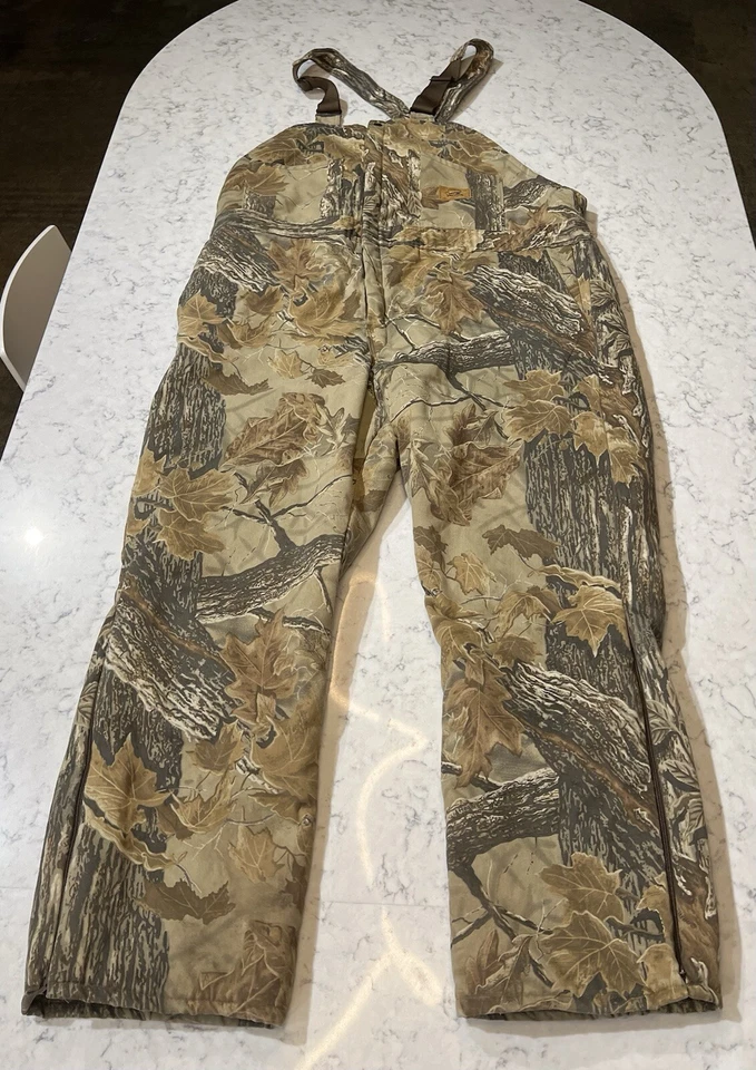 Men’s Duxbak Camo Quilted Overalls Size 46 X 30 - Hunting - Image 2 of 4