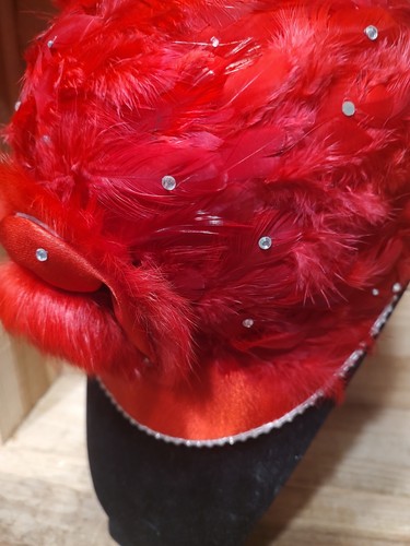 ML Studio Federhut rot - Bild 5 von 6