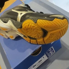 Mizuno Womens US 6.5 EU 36.5 Wave Bolt 6 Volleyball Shoe Black