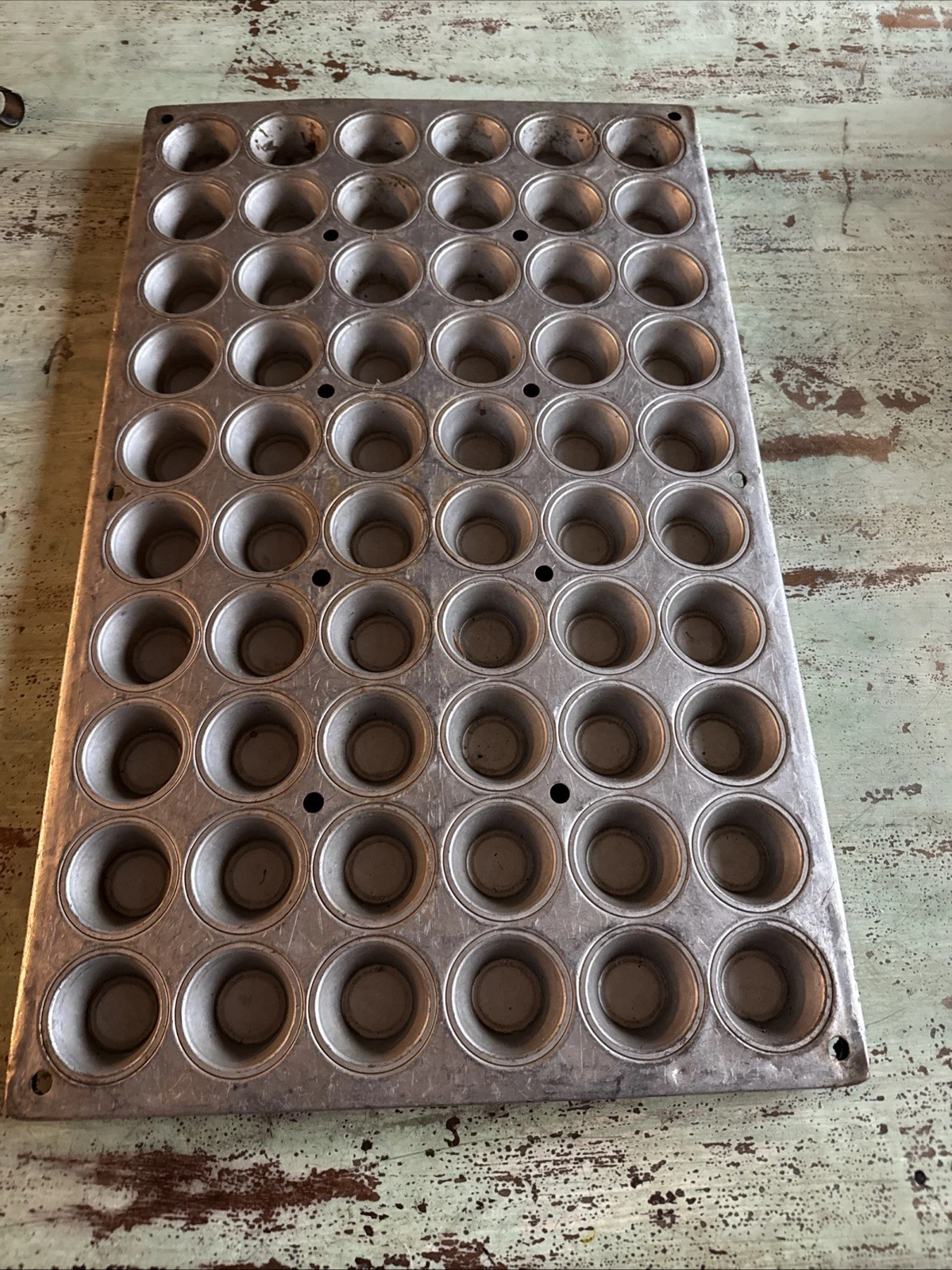 Vintage Heavy-Guage Steel 60 Cavity Mini Muffin or Cupcake Pan
Opens in a new window or tab