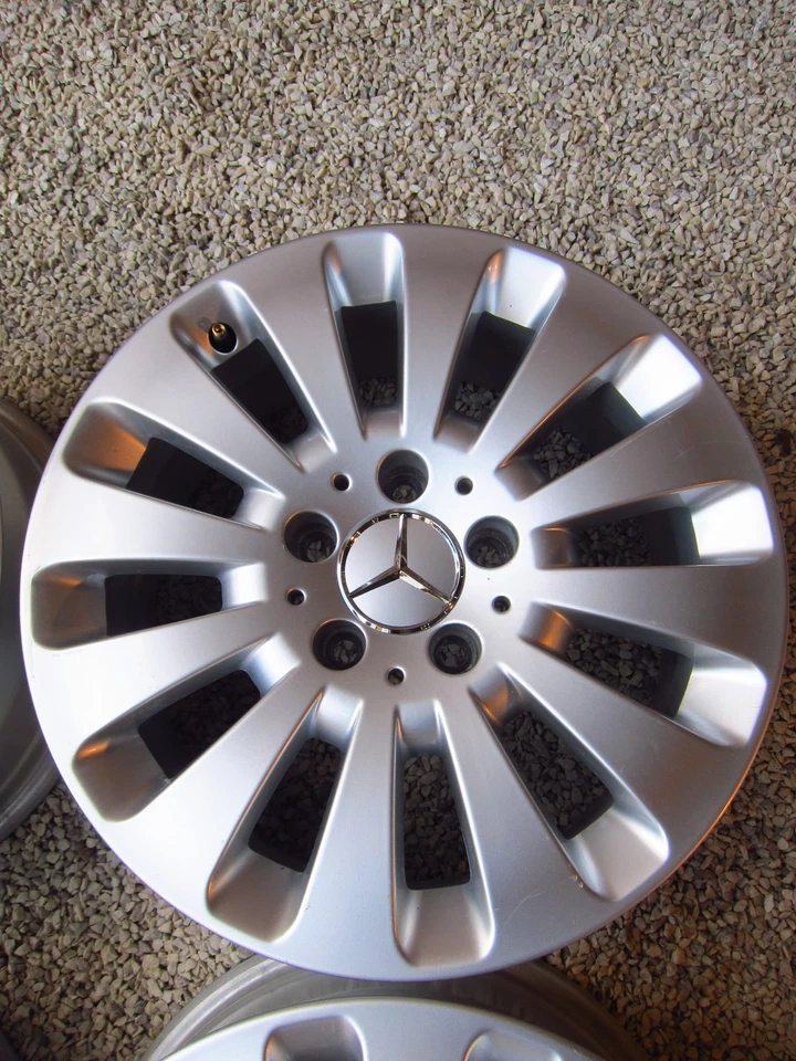 4x orig. Mercedes Benz C-Klasse W204 Alufelgen A2044010602 16 Zoll - Bild 4 von 4