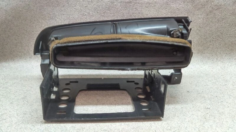 Suporte de montagem e aberturas de rádio compatível com 1993 1994 1995 1996 1997 1998 1999 VW JETTA - Imagem 4 de 4