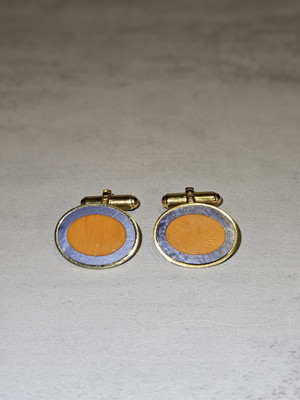 Vintage DESTINO AUSTRIA Amber and BLUE INLAY GOLD TONE CUFFLINK 