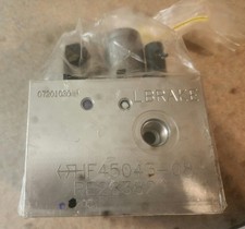 Re283820: Front Secondary Brake Valve Fits John Deere