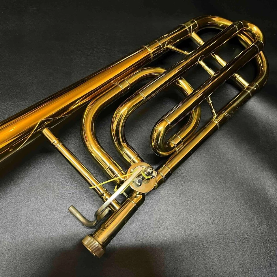C.G.Conn Conn 88HR Professional Trombone Japan Used Excellent Condition Brass - Image 2 of 4