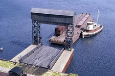 Walthers 933-3068 HO Car Float Apron Cornerstone Series Structure Kit