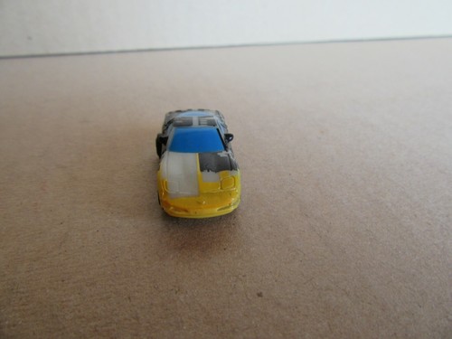 741J Giocattolo Micro Plastica Chevrolet Corvette C4 L 3,7 CM - Picture 4 of 6