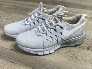 nike fingertrap max white