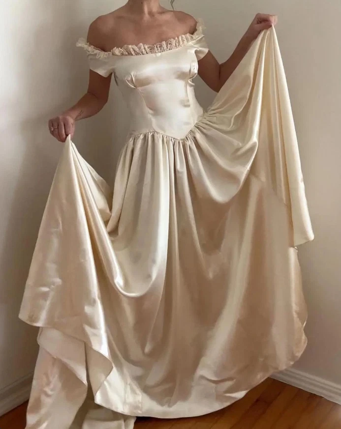 Vintage Champagne Satin Wedding Dresses Off the Shoulder A Line Bridal Gowns - Image 2 of 4