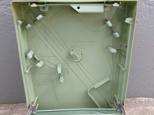 Vintage Hoover Portable Suitcase Vacuum Cleaner w Attachments Model 2100 Green - Picture 8 of 24