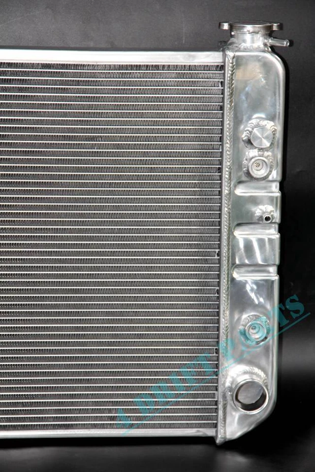 RADIADOR KKS 3 FILAS 1982-1991 CHEVY C10 C20 GMC C1500 C2500 C3500 6,2 L V8 DIÉSEL Foto 2 de 4