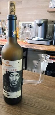 Homemade Empty 19 Crimes Cali Red Snoop  Wine Bottle Bong Lamp Hookah Glass