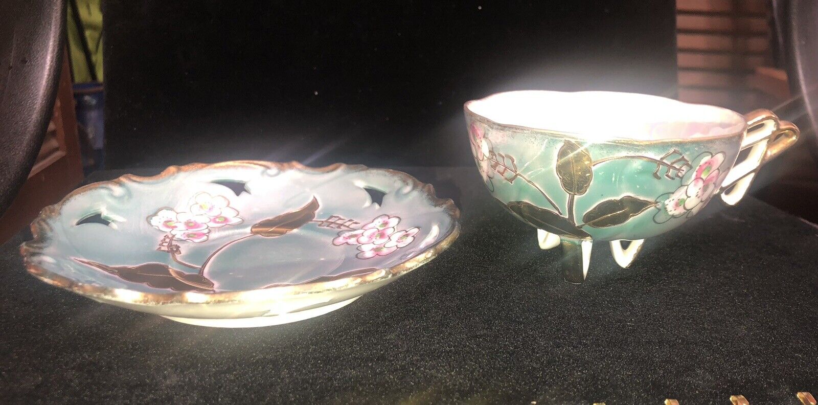 Picture 16 of 24