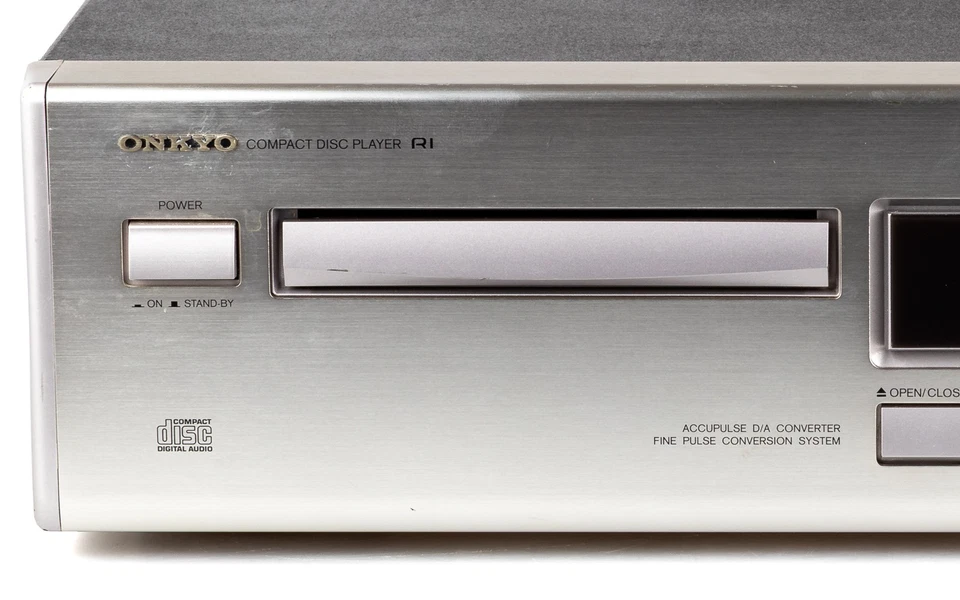 Onkyo DX-7110 CD Player silber / Digital Out / gewartet 1 Jahr Garantie [2] - Bild 2 von 4