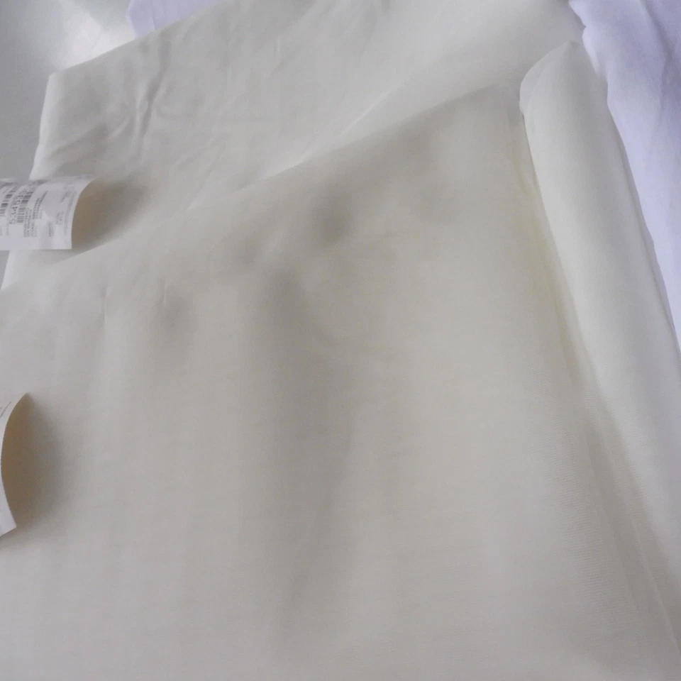 99,8 m Restmetragen Webgardinen, Breite  300cm ,  per m € 1,10 - Bild 4 von 4