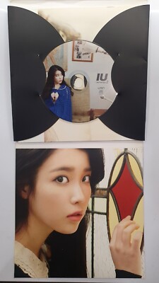 【サイン入】IU Real Fantasy 2012 アルバム サイン入】IU Real Fantasy 2012 アルバム