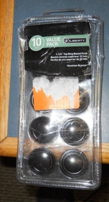 LIBERTY HARDWARE 1 1/4'' TOP RING ROUND KNOB VENETIAN BRONZE OPEN CONTAINER