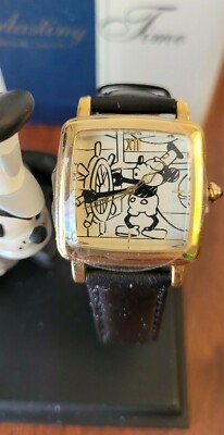 Disney Everlasting Time watch collectors club Steamboat Willie Vintage Disney Everlasting Time Steamboat Willie & Pete  main image 4