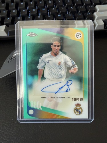 Topps Chrome UCC 2025-26 Raul Auto /199 Real Madrid Legend