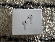 Apple AirPods Pro 3 Wireless Active Noise Cancelling Earbuds Magsafe 