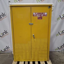 Justrite Manufacturing Company LLC Eagle 1945 Flammable Liquid Cabinet