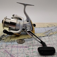 MULINELLO DA PESCA SHIMANO STRADIC 2500FH SPINNING ULTRALEGGERO 2 LIGHT ACTION FISH