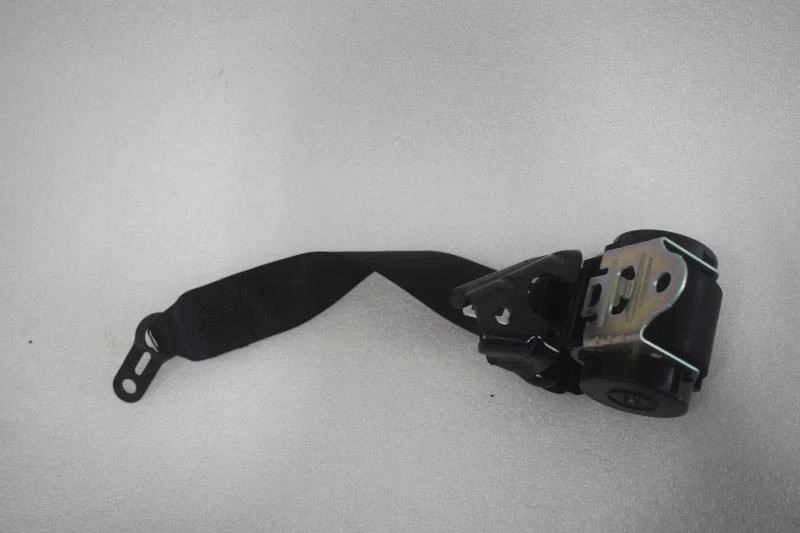 BMW 135i 128i E88 2008 2009 2010 2011 2012 2013 cinturón de seguridad trasero derecho convertible Foto 2 de 4
